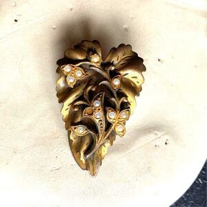 Brass Gold Leaf Dress Clip, Unmarked, Vintage